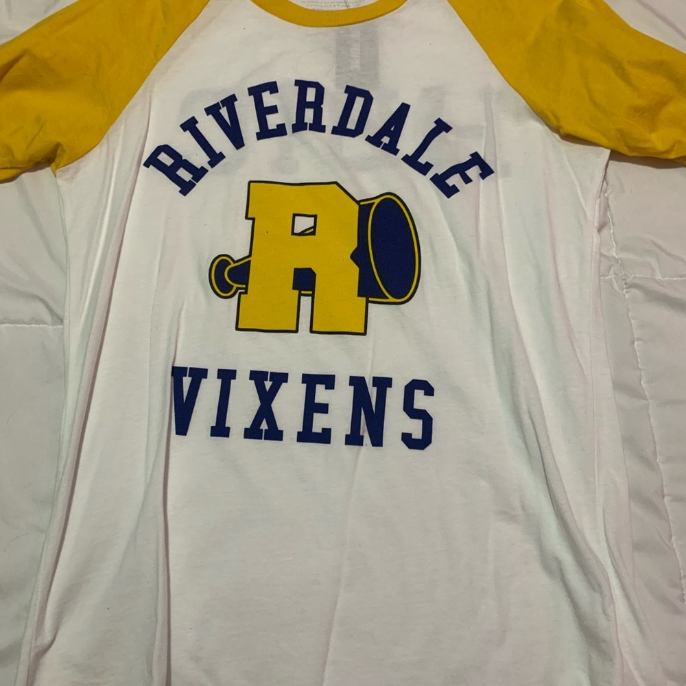 unworn riverdale tee